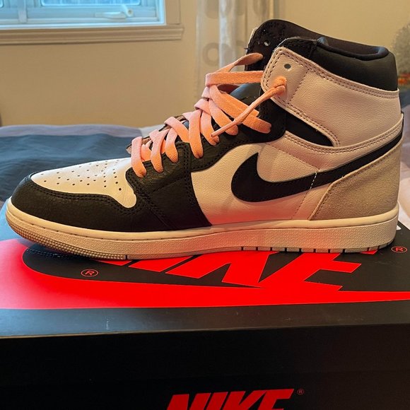 Nike x Jordan 1 High, OG Bleached Coral, Size 12 US Mens, Pink/White/Black Laces - Picture 3 of 8